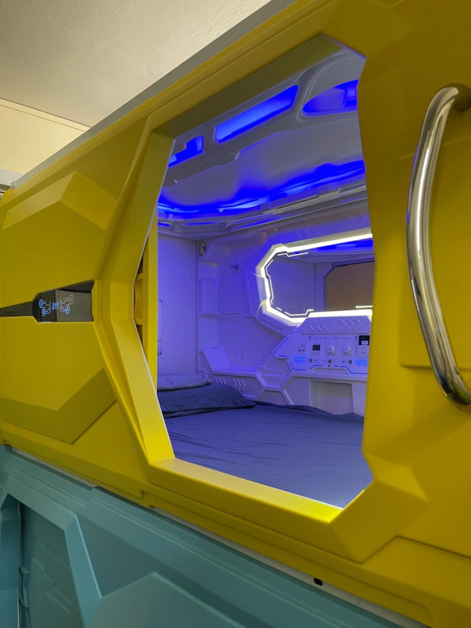 Pelangi Capsule Hostel ยะโฮร์บาห์รู ภายนอก รูปภาพ