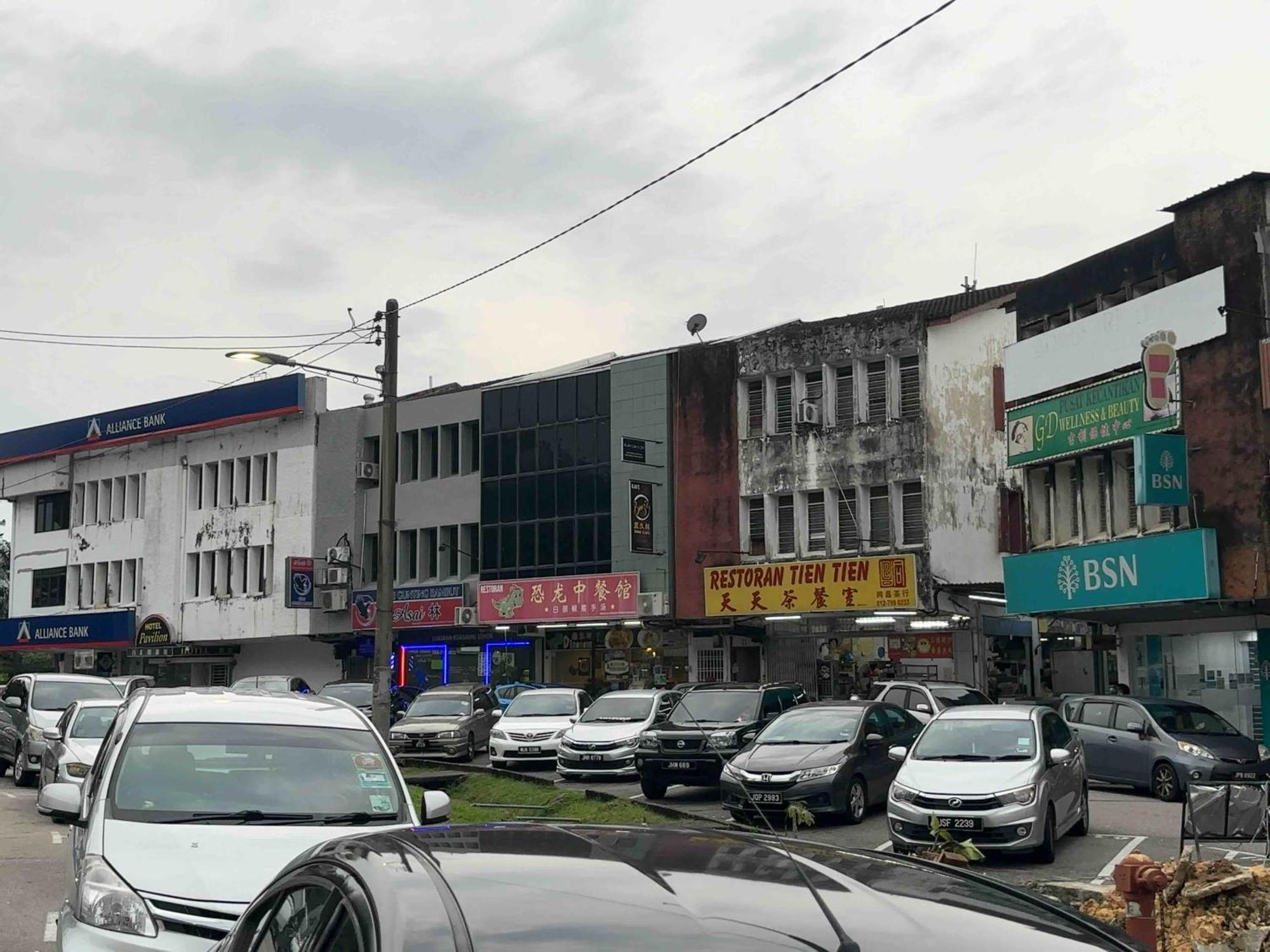 Pelangi Capsule Hostel ยะโฮร์บาห์รู ภายนอก รูปภาพ